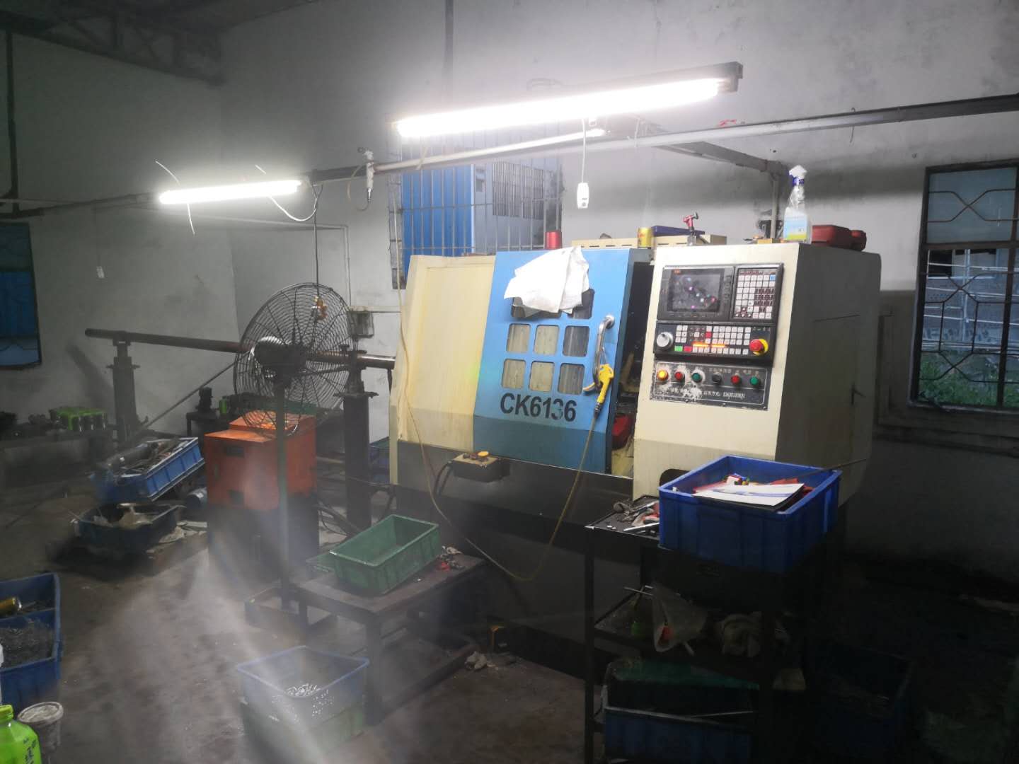 凱恩利 數(shù)控車床36機(jī) 現(xiàn)場使用展示